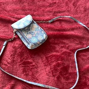 Pretty Paisley purse